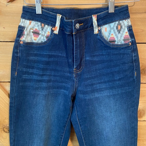 Ranch Dress’n Aztec Pockets Boot Cut Jeans - Picture 4 of 6